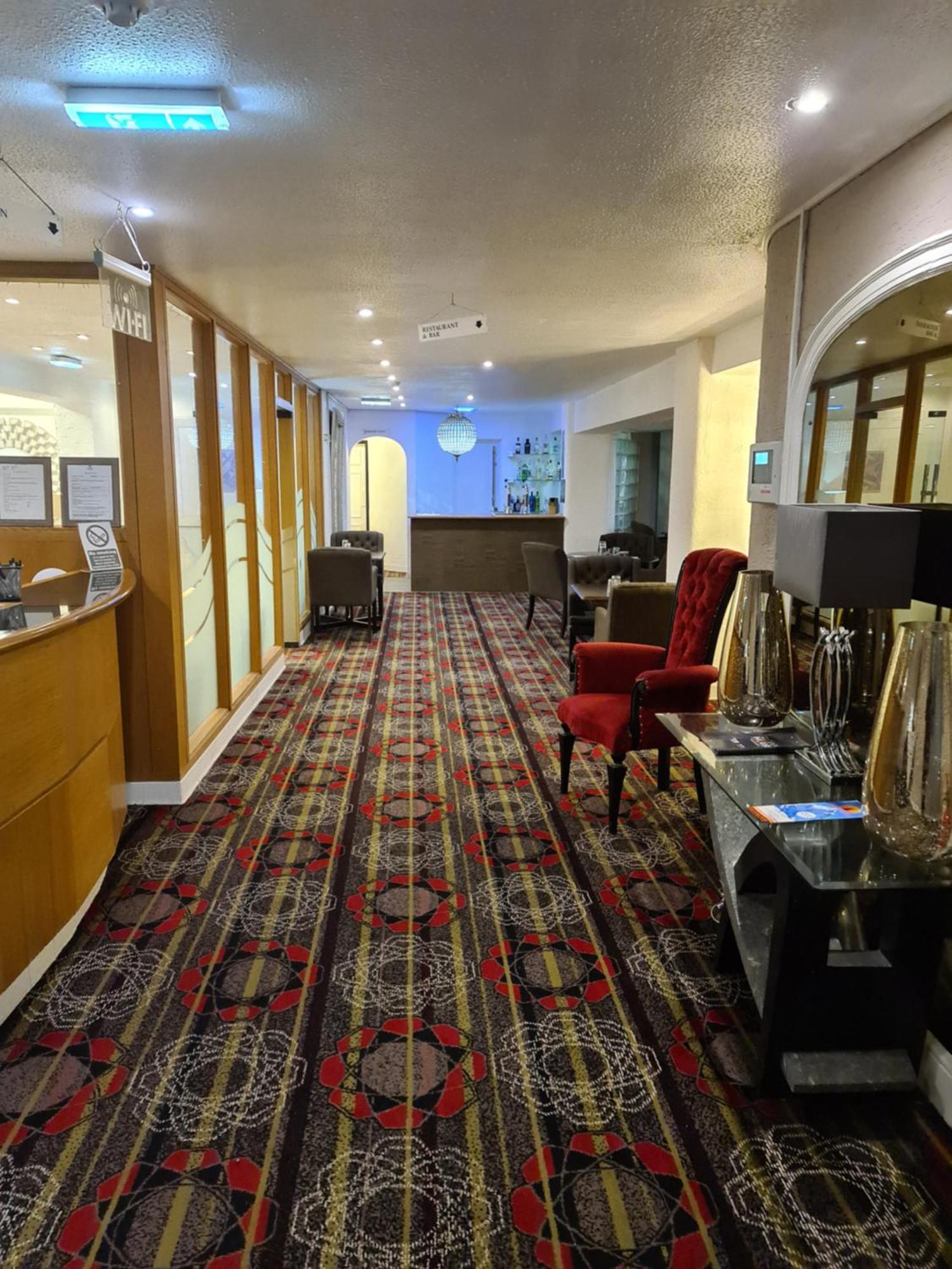 Barons Court Hotel וואלסל מראה חיצוני תמונה